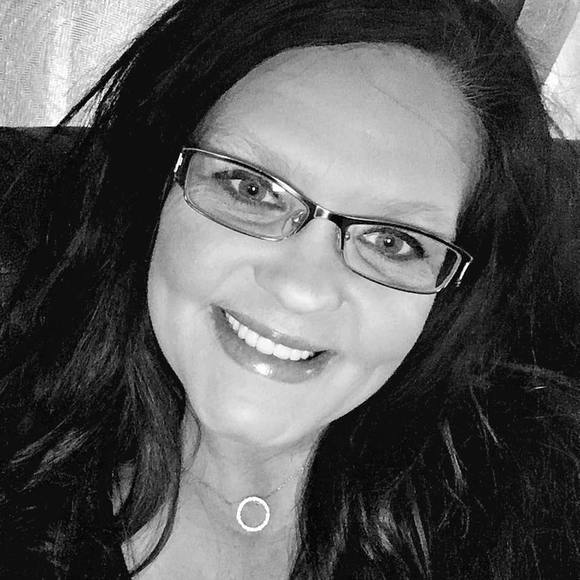 Meet your Posher, Piper - Picture 1 of 1